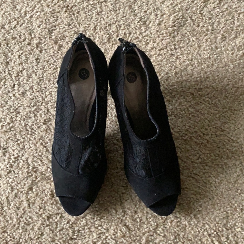 Women shoes